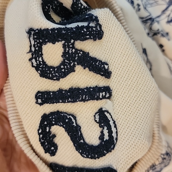 NWOT ELLANDEMM Perisienne Sweatshirt - Picture 15 of 16